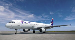 LATAM inicia voos regulares para Bonito e reforça malha aérea do município