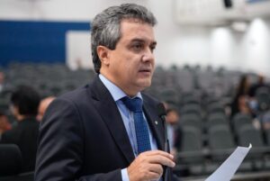 Landmark cobra explicações sobre atrasos em contratos de manutenção asfáltica em Campo Grande