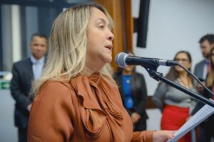 Lia Nogueira cobra centro de acolhimento para mulheres em Anastácio