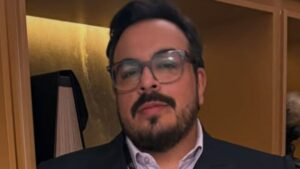 Luís Lobianco critica enredo de personagens em Vale Tudo
