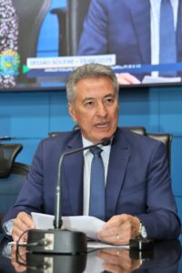 Pelo fortalecimento da Juventude, ALEMS entrega Medalha do Mérito