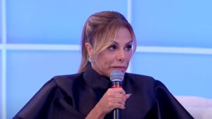Poliana diz que Leonardo "estragou" Zé Felipe: "Sinto culpa"