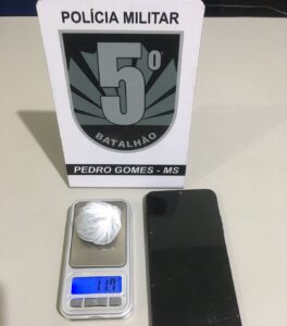 Polícia Militar apreende maconha e prende jovem em Pedro Gomes