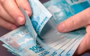 Prefeitura paga salário de servidores municipais nesta terça-feira (30)