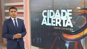 SBT ataca a Record e contrata apresentador do Cidade Alerta