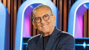 SBT bate de frente com a Globo e contrata Galvão Bueno