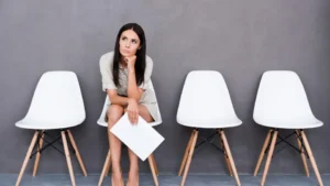 Saúde mental segue como tabu em entrevistas de emprego, aponta pesquisa