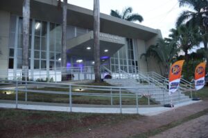 Teatro do Paço volta a abrir as portas e Ronilço Guerreiro lembra luta pela reabertura do local