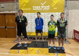 Tenistas se preparam para disputa de torneio em Uberlândia (MG)