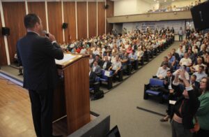 Terceiro Fórum Nacional do Leite discutirá mercado e bem-estar animal