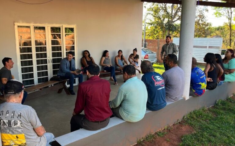 VEREADOR MAICON NOGUEIRA VISITA MORADORES DA CHÁCARA DOS PODERES E ACOMPANHA SITUAÇÃO DE REINTEGRAÇÃO DE POSSE