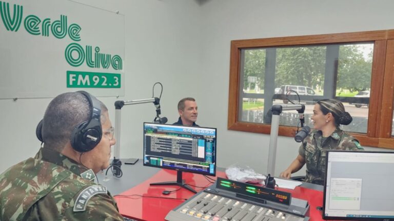 Verde Oliva: Exército leva rádio a diferentes regiões do país