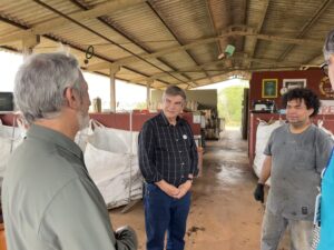 Vereador Veterinário Francisco conhece modelo pioneiro de “Lixo Zero” no Hospital São Julião e defende expansão para escolas e órgãos públicos