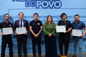 Vereadora Ana Portela homenageia policiais da DEAM por resgate de mulher mantida em cárcere em Campo Grande