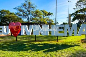 Zé Teixeira reforça compromisso e atende demandas de Ivinhema