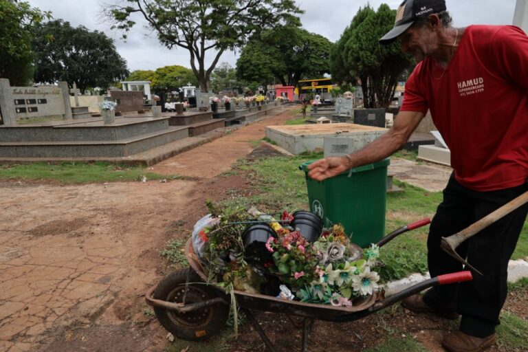 Ambulantes ainda podem se inscrever para trabalhar no Dia de Finados em Dourados