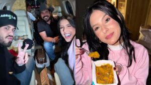 Ana Castela ganha marmita "mastigada" de Zé Felipe durante voo