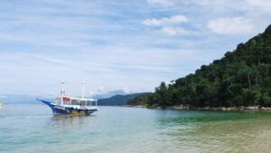 Angra dos Reis ajusta taxa de turismo e amplia isenções