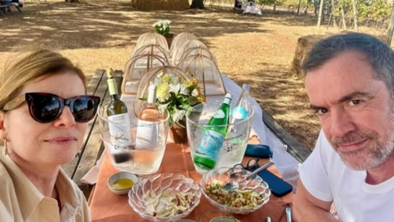 Após fim de Vale Tudo, Debora Bloch curte férias em Portugal