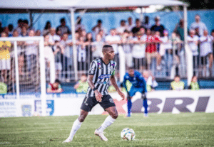 Costa Rica anuncia contratação de Fernandinho, ex-capitão do Galo
