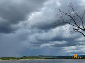 Domingo será de temperaturas amenas e possibilidade de chuva em Coxim