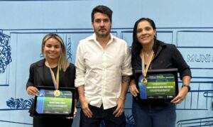 Em solenidade na Câmara, Rafael Tavares homenageia equipe de futebol Leoas CG