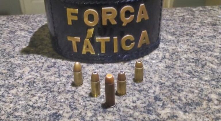 Força Tática prende homem com munições durante abordagem em Coxim