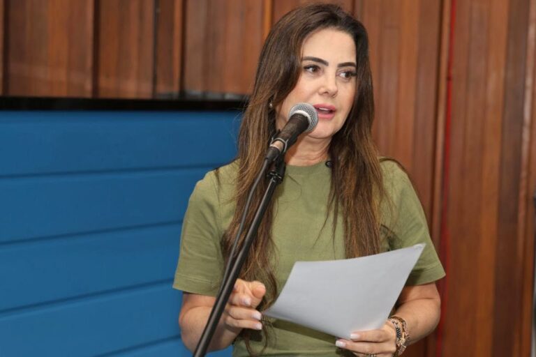 Honraria instituída no Parlamento reconhece profissionais da Odontologia