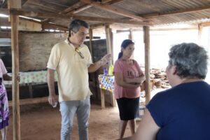 Landmark visita acampamento Santa Inês e presta apoio a famílias após tentativa de incêndio