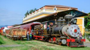 Maria Fumaça de 1884 terá expresso de Natal no Paraná