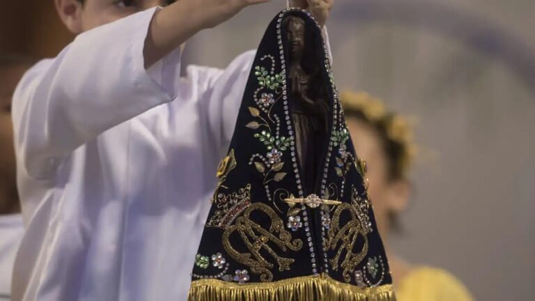 Por que Nossa Senhora Aparecida é negra?