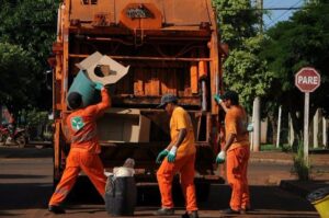 Prefeitura mantém coleta de lixo no feriado de 11 de outubro e Semsur faz plantão dias 11 e 12
