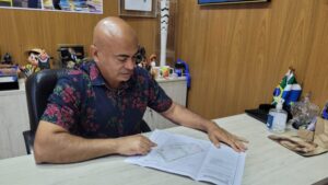 Projeto de Lei de Ronilço propõe que associações cuidem de pontos de ônibus em parceria com empresas privadas