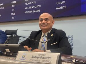 Ronilço Guerreiro apresenta projeto que cria política municipal de combate à adulteração de bebidas alcoólicas