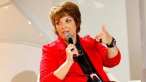 SBT afasta irmã de Faustão do Aqui Agora e promove nova mudança