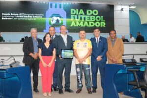 Vereador Carlão preside Sessão Solene em reconhecimento do futebol amador
