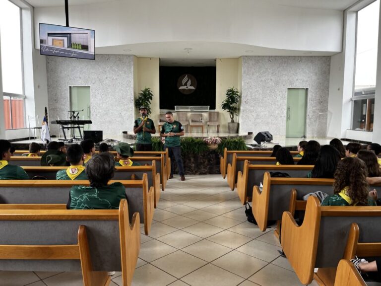 Vereador Leinha participa de encontro com o Clube de Desbravadores Alphard