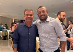 Vereador Marcinho Souza participa de confraternização que encerrou o 3º Congresso dos Municípios de MS