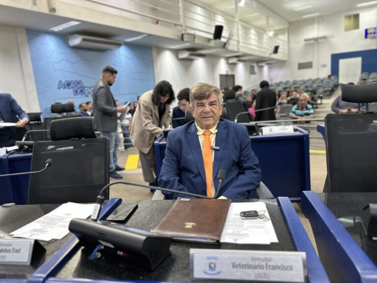 Vereador Veterinário Francisco apresenta indicações para melhorias em diferentes regiões da Capital