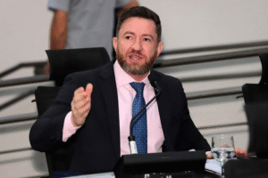 Banco Master: Maicon Nogueira convoca diretor do IMPCG para prestar esclarecimentos