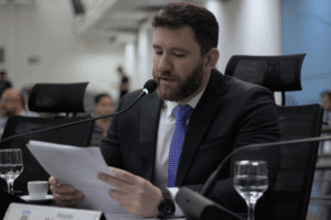 Câmara Municipal aprova projeto de lei de autoria do vereador Maicon Nogueira que institui o “Dia Municipal da Conscientização sobre a Bronquiolite Obliterante – Pulmão de Pipoca”