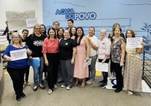 Câmara mantém veto da prefeita, mas aprova novo projeto com emenda da vereadora Luiza que garante castrações de cães e gatos