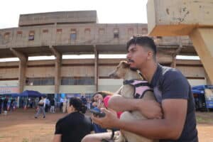 Caravana da Castração atendeu mais de 90 animais no 1º dia e prefeitura reforça cuidados