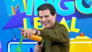 Celso Portiolli solta suposta indireta para ex-chefão do SBT