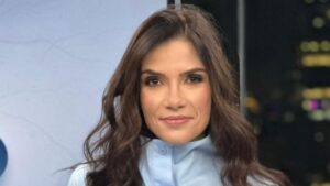 Climão no ar! Apresentadora fica sem graça com Emerson Leão