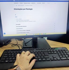 Consulta online ajuda pacientes a saber como solicitar medicamentos fornecidos pelo Estado em MS