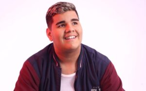 Dougllas Fernanddo anuncia primeiro álbum musical