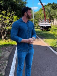 Em resposta à indicação do vereador Maicon Nogueira, prefeitura homologa licitação para reforma da quadra poliesportiva da Praça Coophasul.