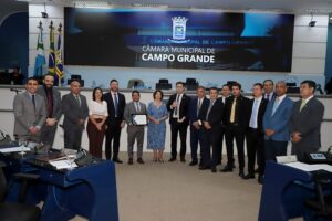 Ex-senadora e ex-vereadora Marisa Serrano é homenageada na Câmara Municipal