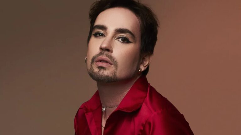 Johnny Hooker grava em SP show com Gaby Amarantos e Catto